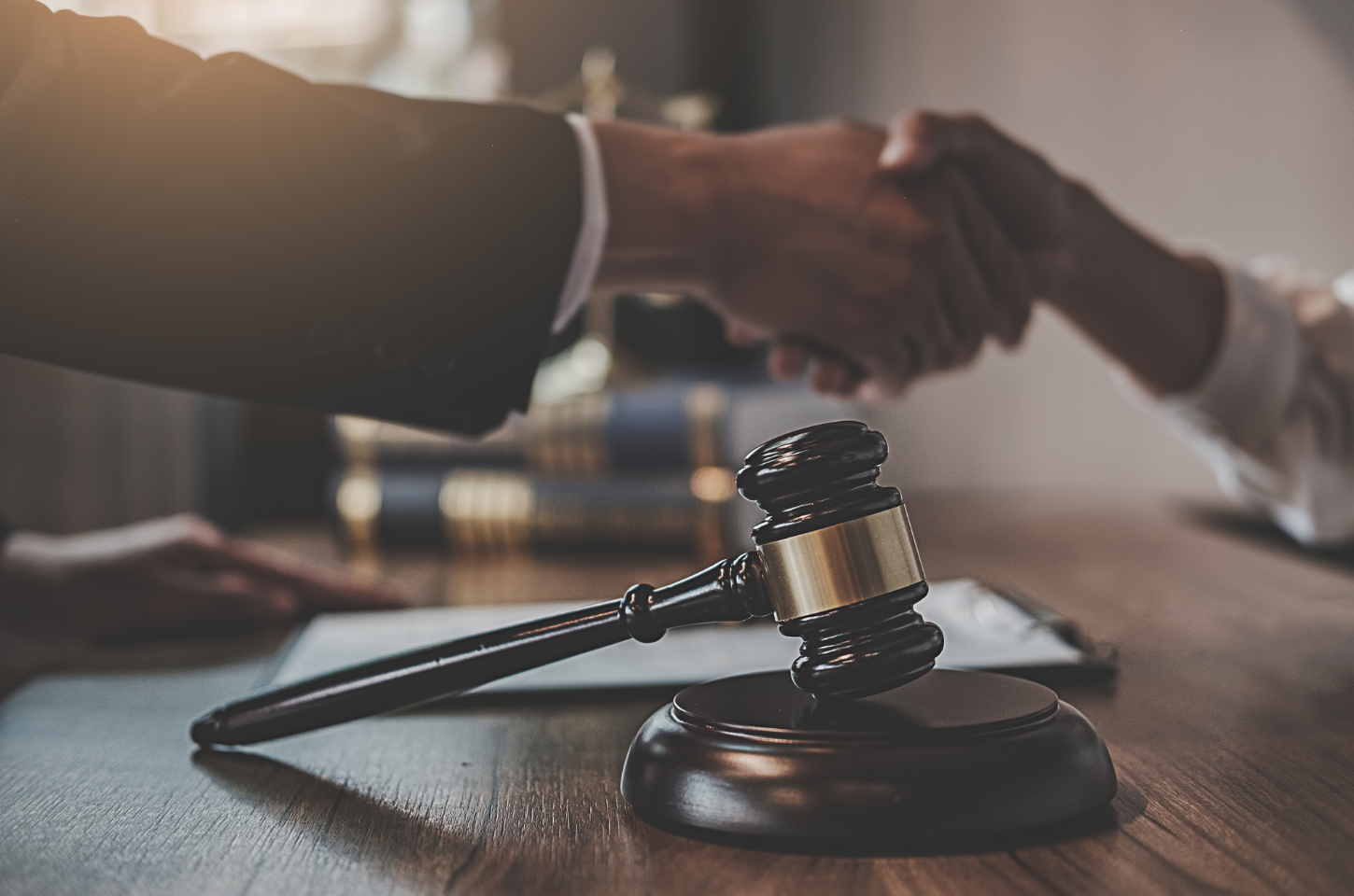 Ex-professor é condenado por porte de drogas em Kanazawa, mas pena é suspensa