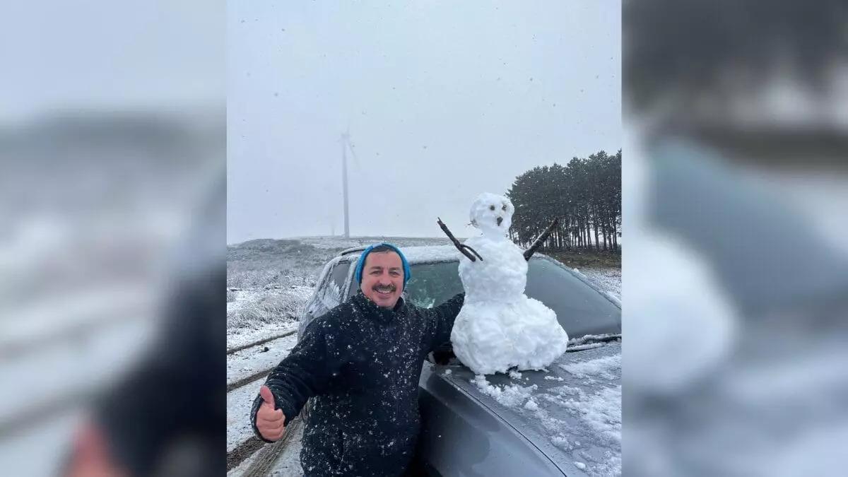 Neve em SC: Serra do Rio do Rastro é interditada por acúmulo de gelo em pista sinuosa