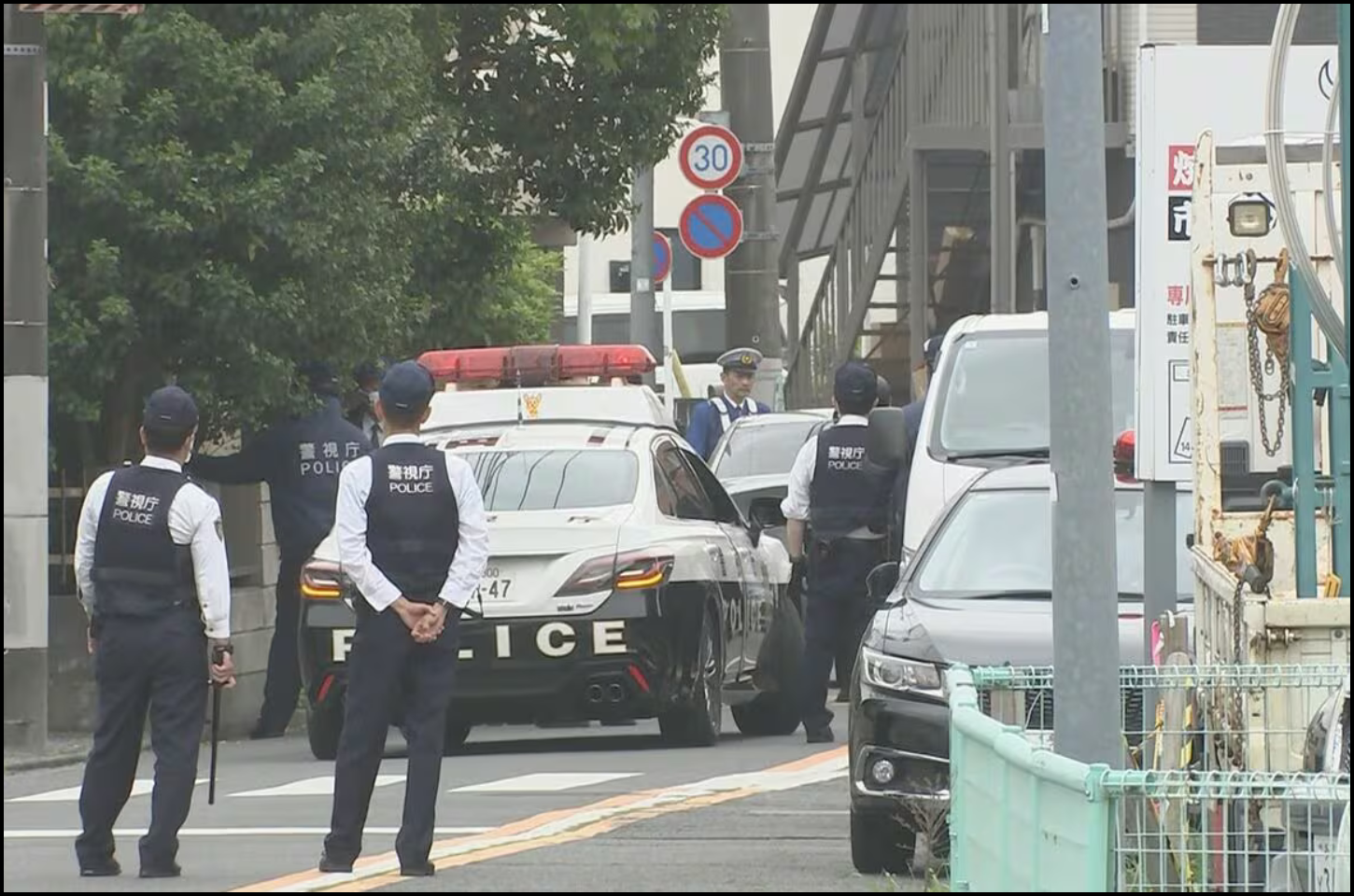 Ataque com objeto semelhante a martelo deixa feridos e mobiliza polícia em Tóquio