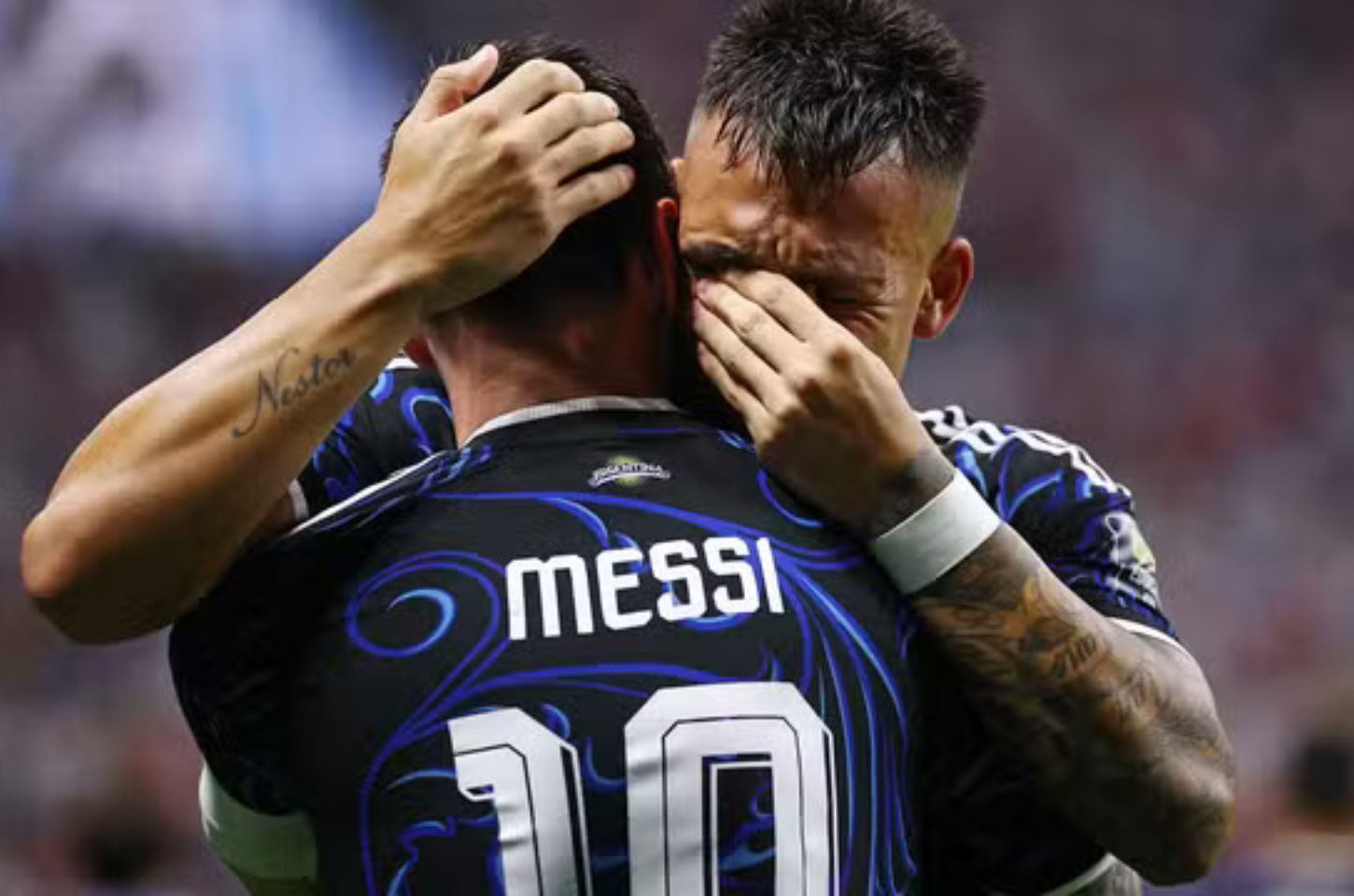 Argentina vira sobre a Inglaterra e está na final da Copa