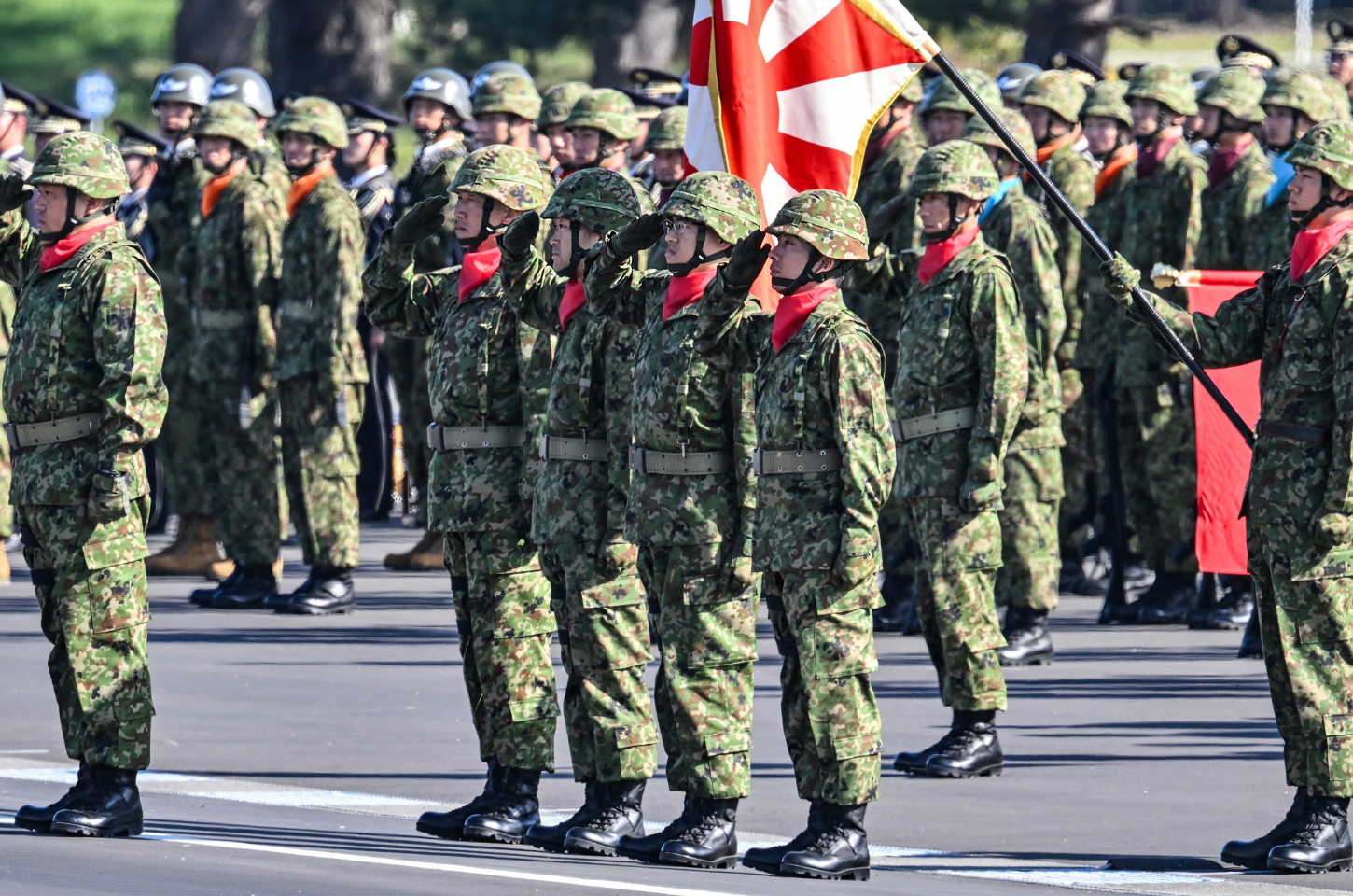 Japão planeja criar agência para apoiar militares aposentados das Forças de Autodefesa
