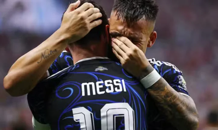 Argentina vira sobre a Inglaterra e está na final da Copa